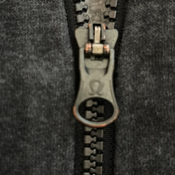 Lululemon &go Destination Hoodie Heathered Black / Black, size 6 - Picture 11 of 15